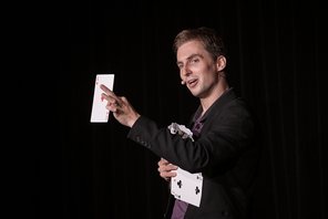 4140_Maxim_Maurice_KEKS1705___Kerstin_Krämer_1224x815