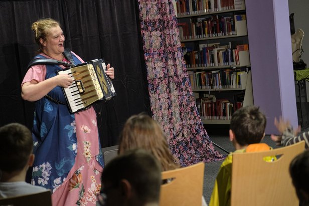 KulturVorOrt - Dornröschen - Rotes Zebra Donröschen_DSCF4288___Kerstin_Krämer