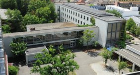 Schulgebäude des Technisch Gewerblichen Berufsbildungszentrum 2 am Mügelsberg Saarbrücken